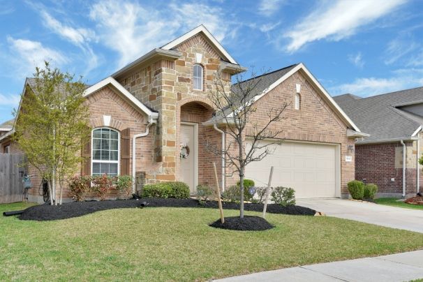 https://YauChan.NewConstructionHomesForYou.com