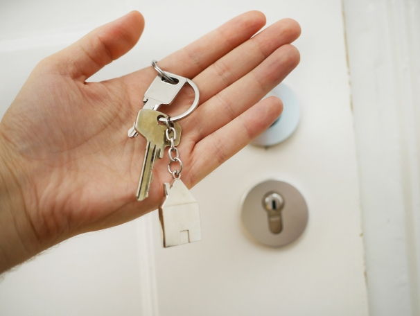 https://YauChan.StopRentingStartOwning.com
